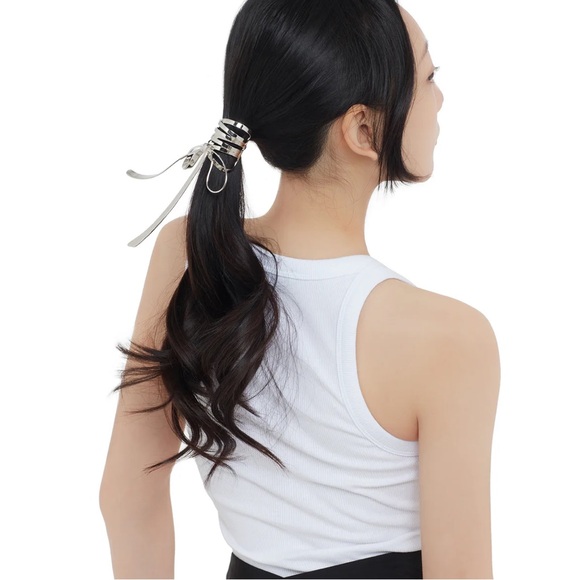 YVMIN NWOT Ultrachic Silver Hair Ribbon Bow - Picture 6 of 14